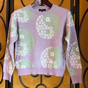 WITTY FOX Ying Yang Daisy Sweater